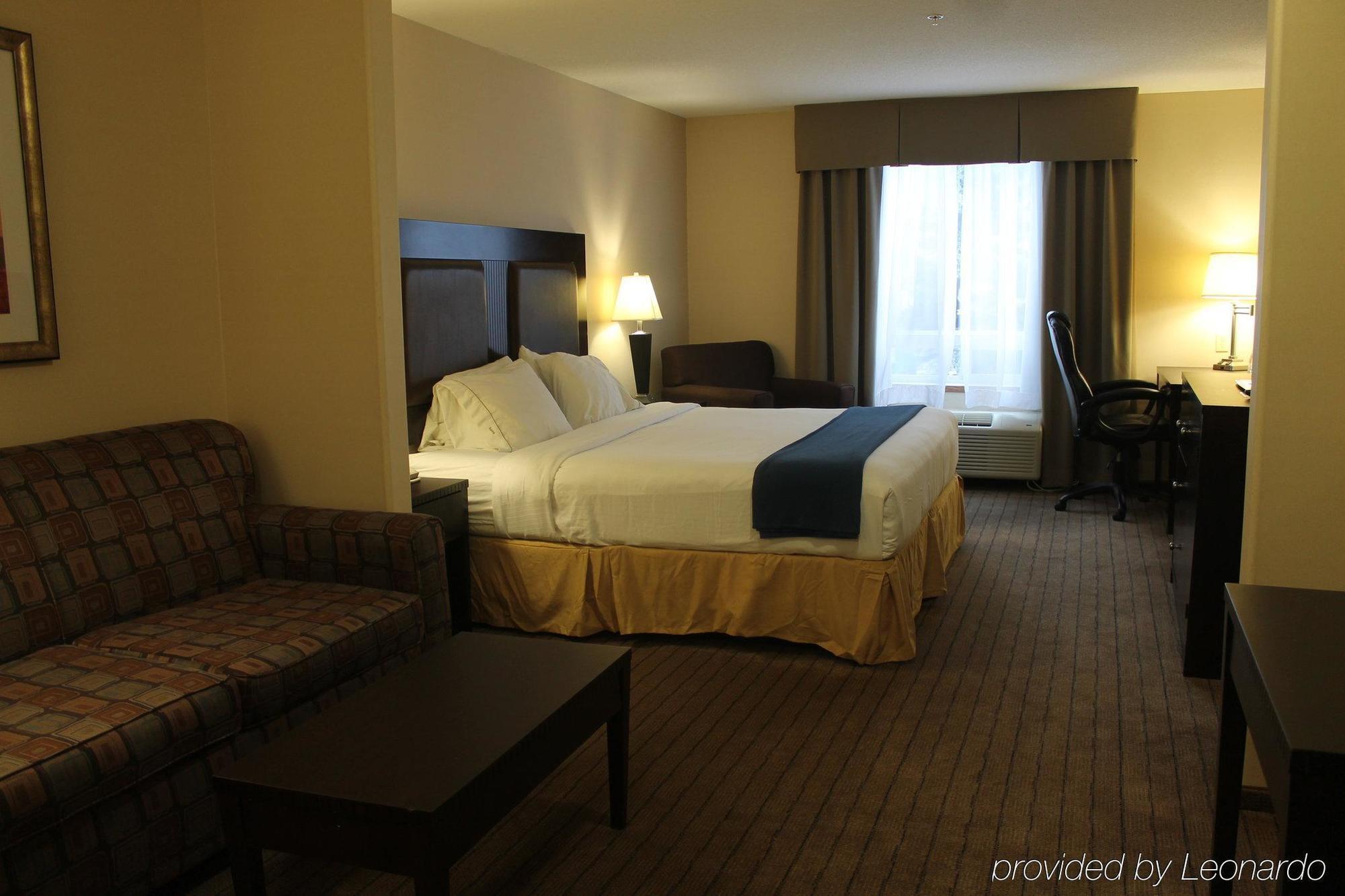 Ramada By Wyndham Prince Albert Ngoại thất bức ảnh